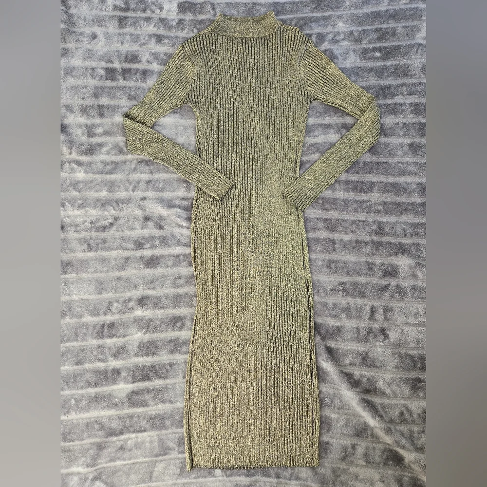 Say What Ribbed Knit Sparkly Long Sleeve Dress Size Medium - Picture 4 of 7
